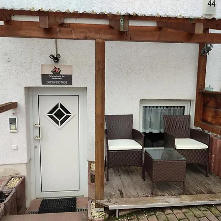 Am Neckarsteig Neckarsteinach